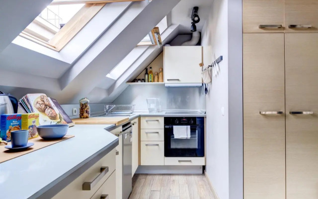 Park Loft next to Eagle's Bridge