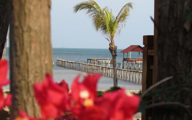 Mango Beach Resort