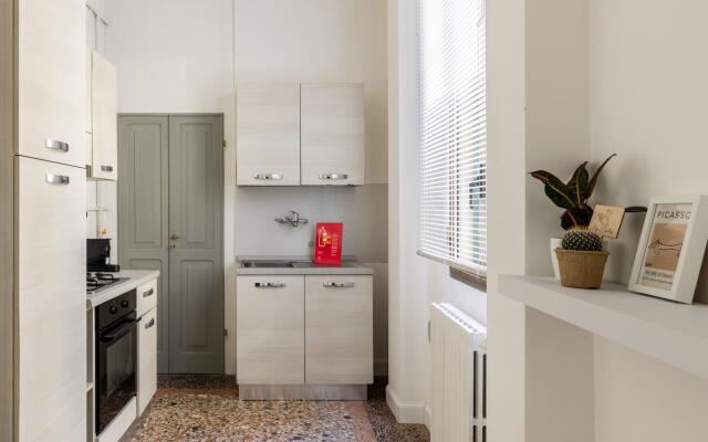 Nazario Sauro 14 - Bilocale con balcone