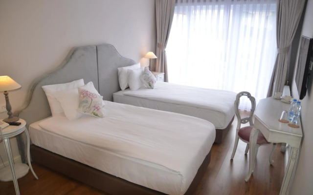 Villa Blanche Hotel