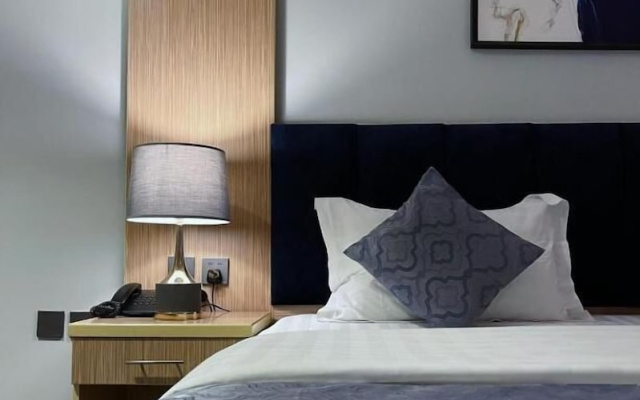 Pearly Hotel