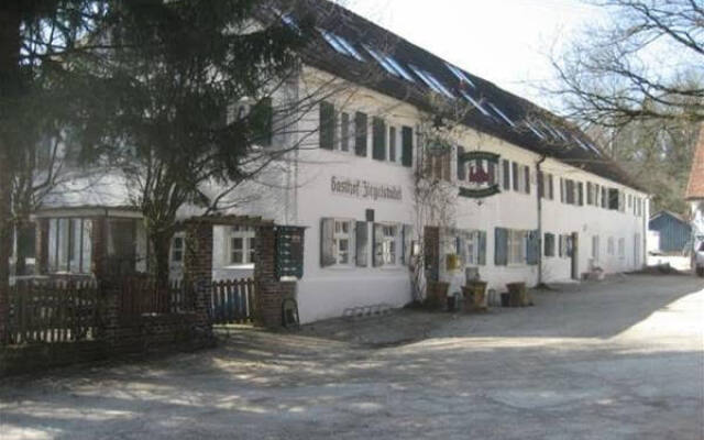 Waldhotel