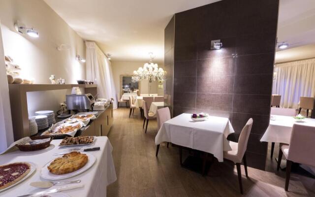 Spa Hotel Parigi 2