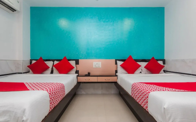 OYO 24504 Sion Residency