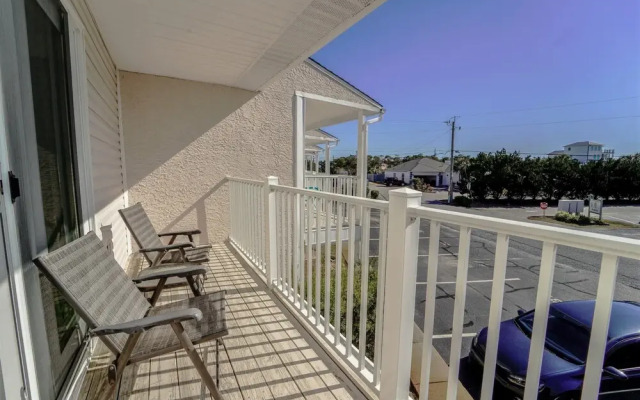 Woodland Shores Beach Resort by Panhandle Getaways