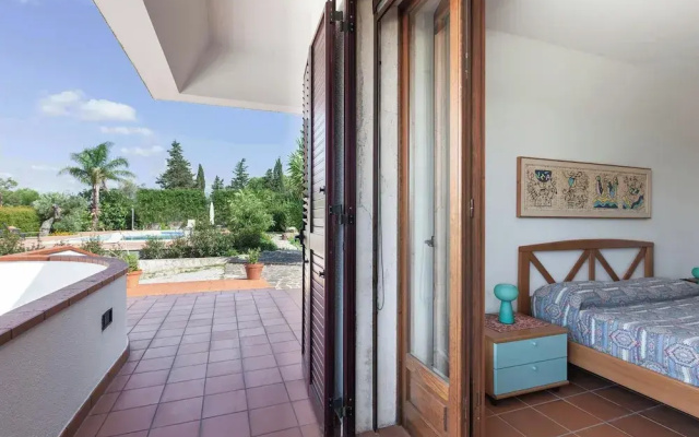 Villa Menhir with pool garden and tennis