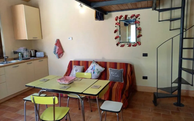 Sale! Beautiful 2-bed Apartment With Pool Access