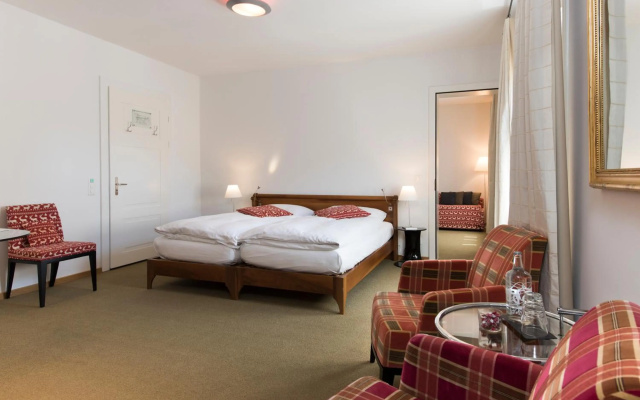 Hotel Saratz Pontresina Mountain Resort & Spa – Guest Rooms – Pontresina