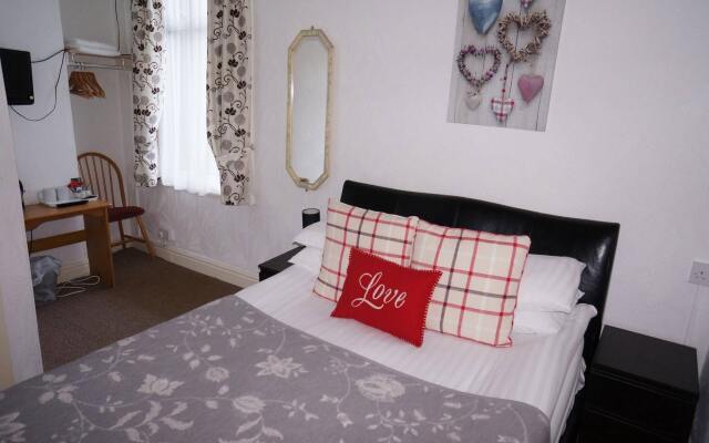 The Shores Hotel, Central Blackpool