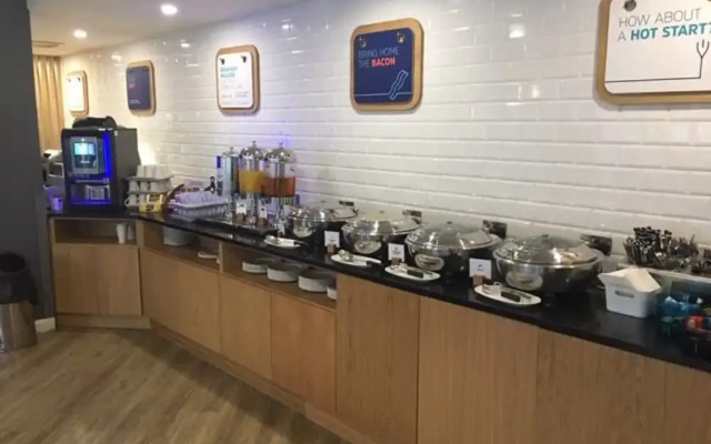 Holiday Inn Express Leeds Armouries