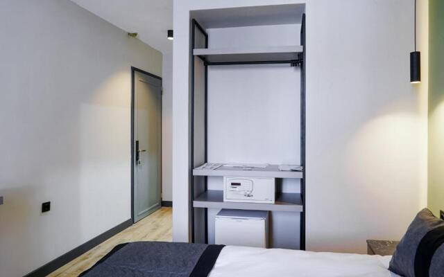 Polek Hotel