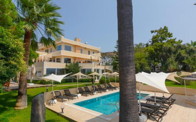 Farrys Boutique Hotel and Beach Club