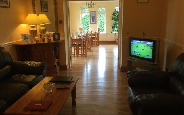 Fairlawns Bed & Breakfast