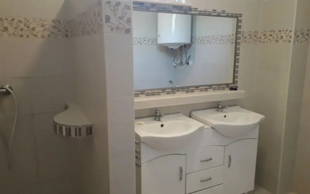 Beautiful Apartment for 8 Persons