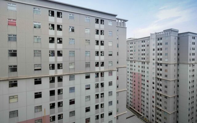 Modern 2BR Kalibata City Apartment