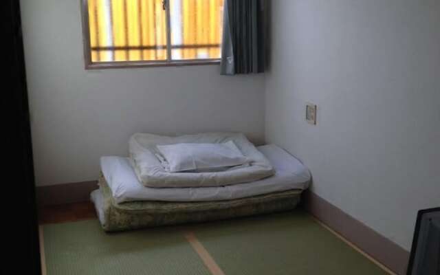 Economy Backpackers Hotel New Koyo