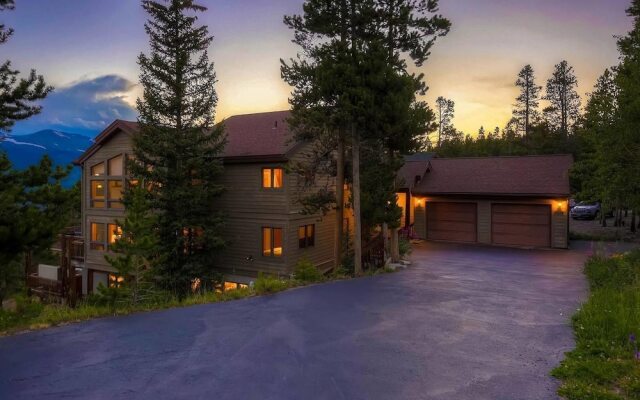 10 Mile Range Retreat - Peace, Seclusion & Access