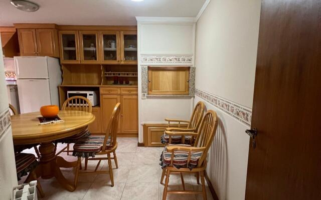 MRG- Colonial 2D - 200 mts da Rua Torta