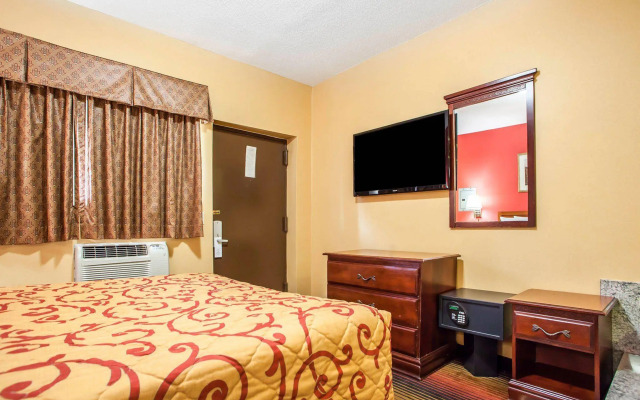 Rodeway Inn Jersey City near Hoboken