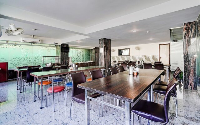 Fabhotel Interglobe Oasis