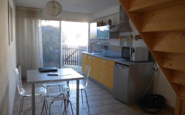 Maison Saintes-Maries-de-la-Mer, 3 pièces, 5 personnes - FR-1-475-38