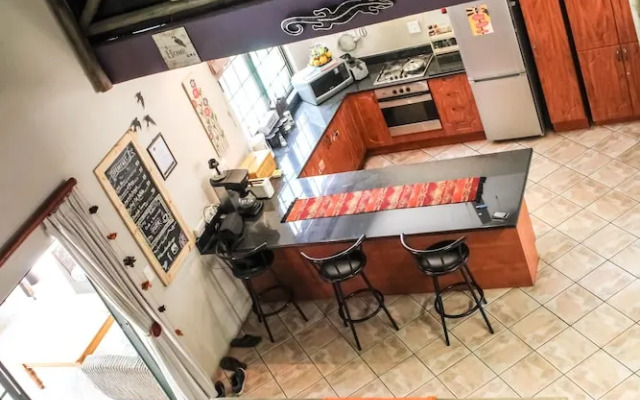 HomeBase Kruger - Hostel