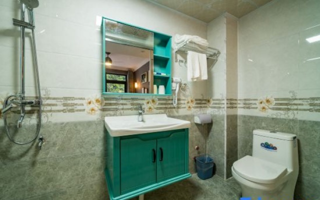 Yishan Lanshe Hotel – Bathroom – Guilin