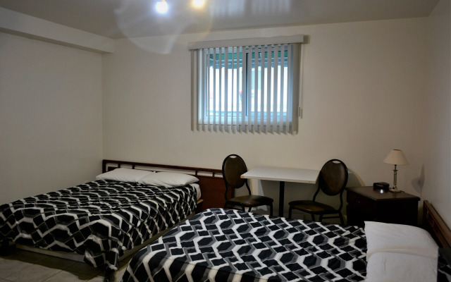 Motel Quatre Saisons