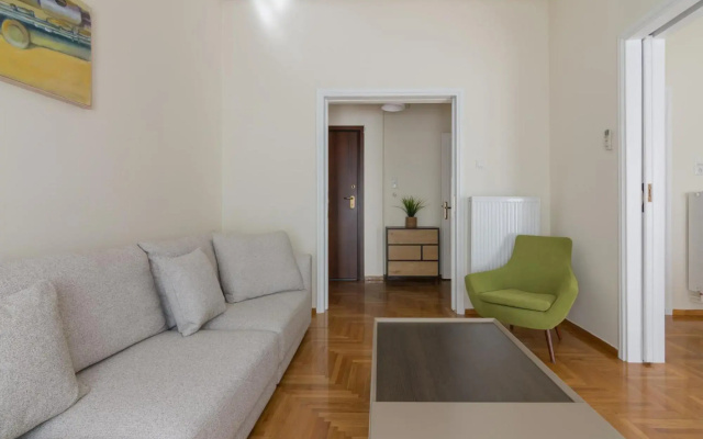 Minimal 2 bedroom apt near the Athens Concert Hall