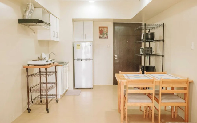 Spacious 1 Bedroom With a View