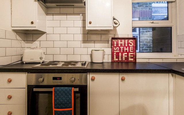 Cosy 1-bedroom Flat in South London