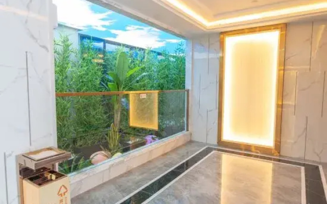 Lesden Hotel (Guangzhou Zhongda Metro Station)