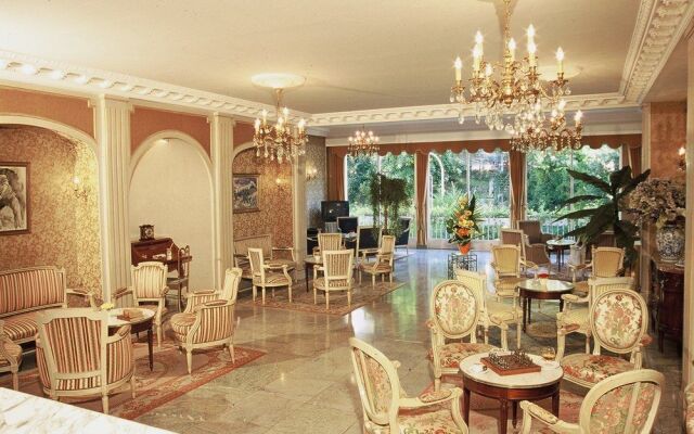 Hotel Excelsior