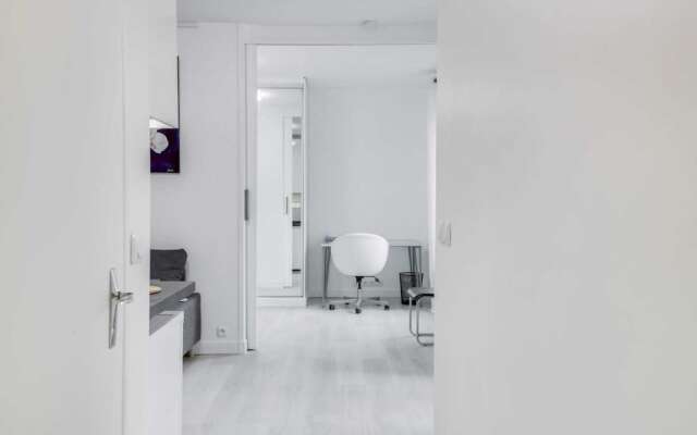 Minimalist Apartment In Rue Hippolyte 14Th Arrondissement