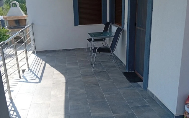 Nea Vrasna Sun House