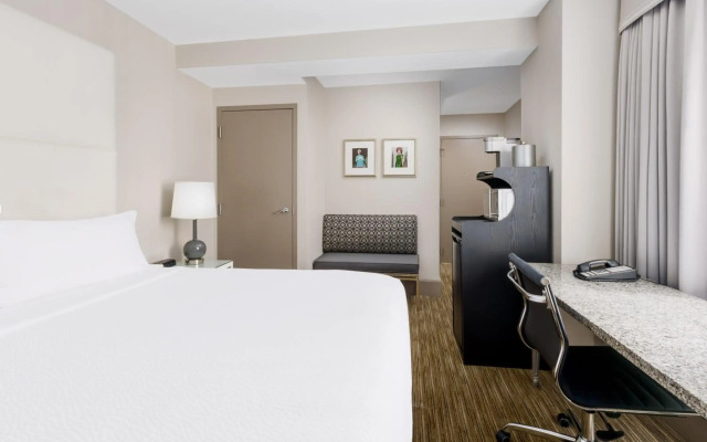 Holiday Inn Express Chicago - Magnificent Mile by IHG
