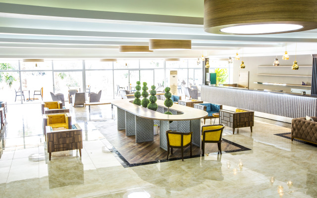 Orange Park Hotel (Ex. Delfin)