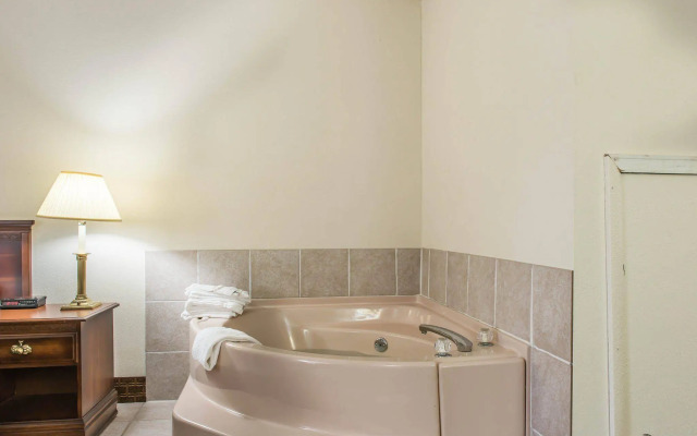 Rodeway Inn Brookville