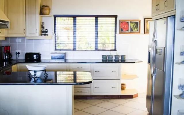 Ballito Ce La Vie Holiday Home