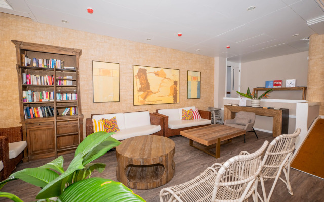 Vila Baleira Suites
