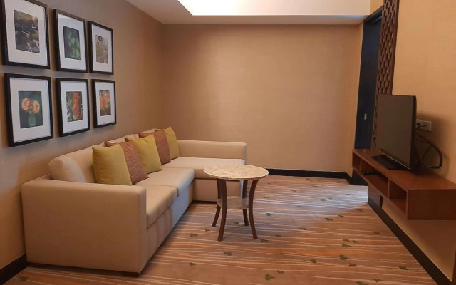 Best Western Plus The Ivywall Hotel - Palawan