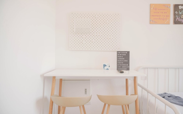 Comfy And Best Deal Studio Sky House Bsd Apartment Near Aeon – Guest Rooms – Legok