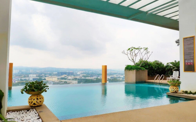 Subang Loft, 5 pax, 3 min to Subang Parade