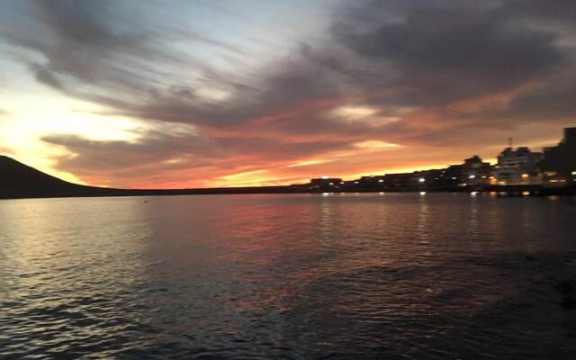 Edificio Playa Chica