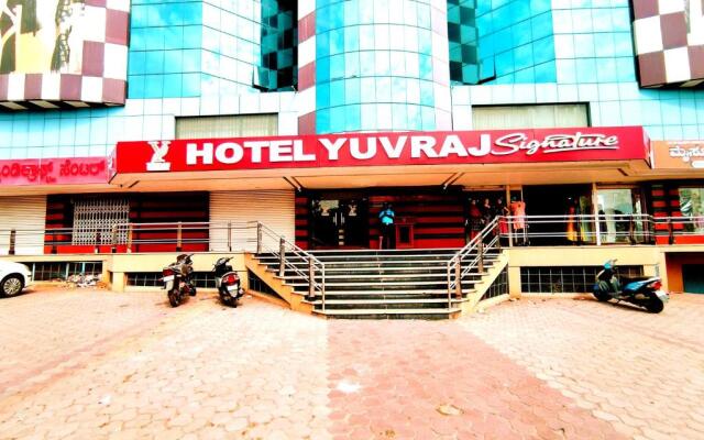 Yuvraj Signature