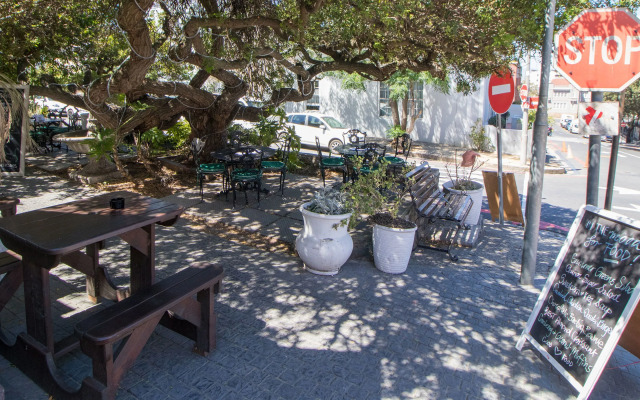 The Charles Cafe & Rooms