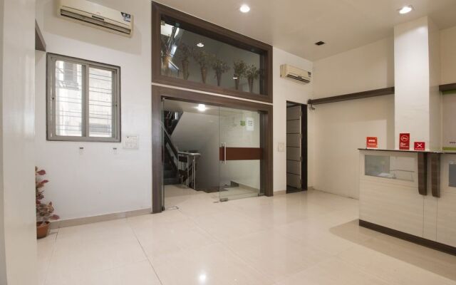 CozyNest Service Apartments - Baner Pune