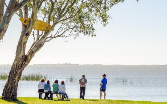 Lake Albert Caravan Park
