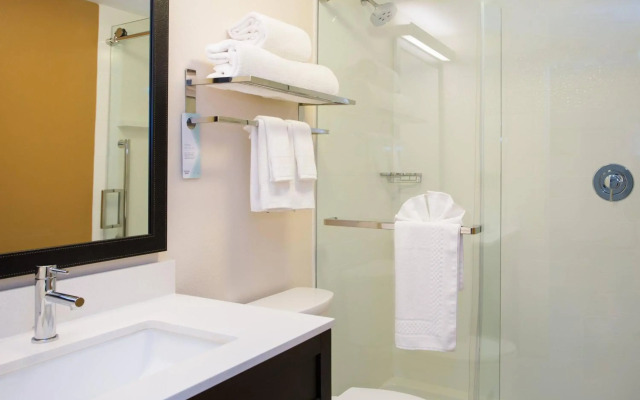 Fairfield by Marriott Inn & Suites Raynham Middleborough/Plymouth