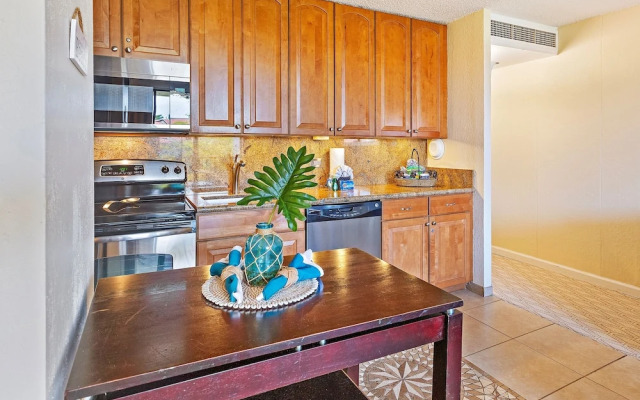 Kaanapali Shores 432 Studio Condo Condo